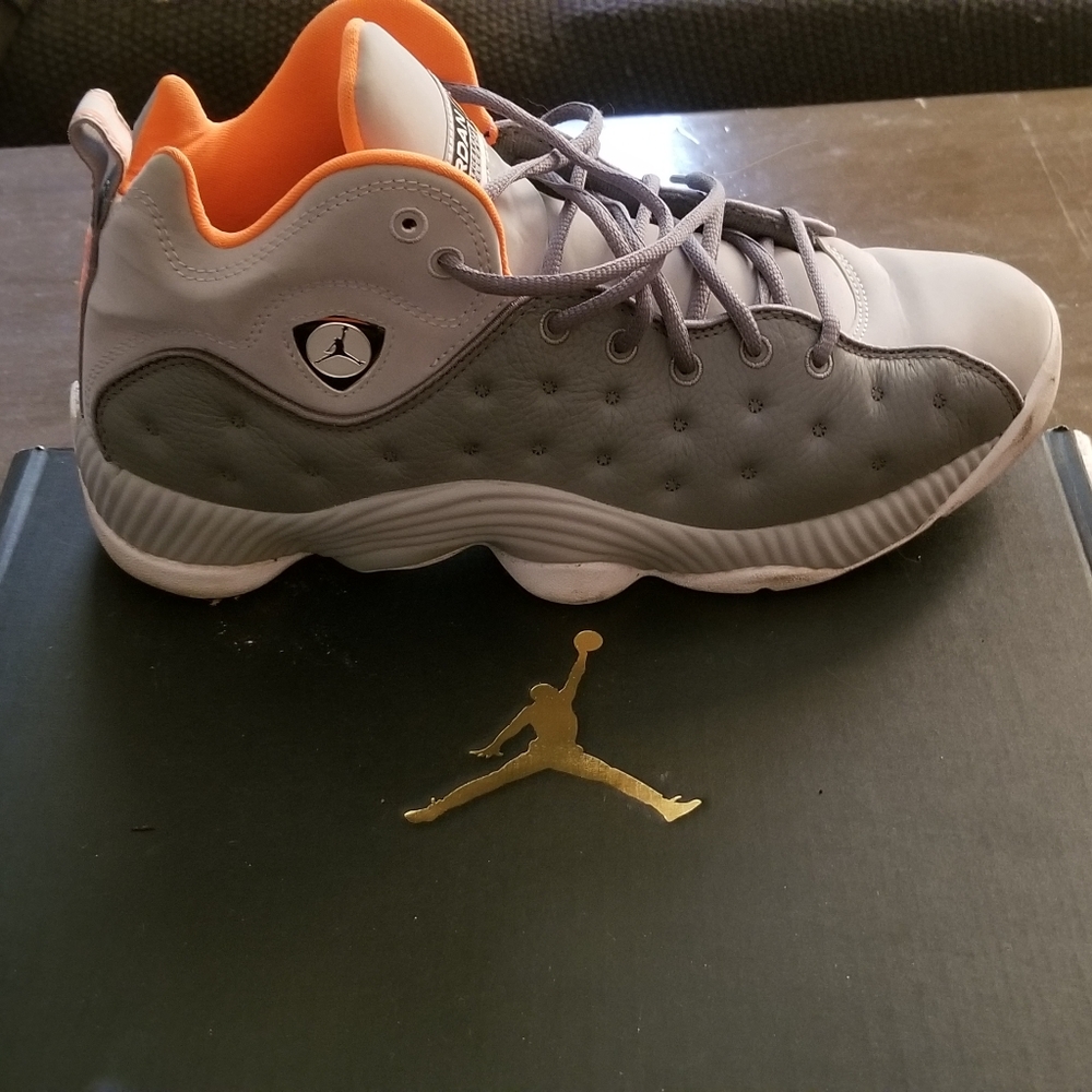 Jordan jumpman team 2